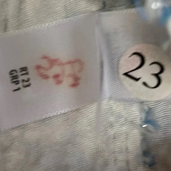 St. John Collection Textured Bouclé Tweed Knit Jacket “resort 2023” - Picture 7 of 9